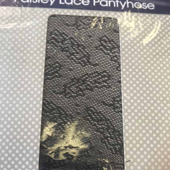 ROUND THE CLOCK PAISLEY LACE BLACK PANTYHOSE B - Picture 2 of 4